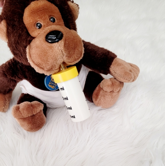 SOLD. Vintage Dakin monkey plush - Picture 10 of 14